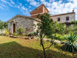 Nice Apartment in Umag With 2 Bedrooms and Wifi
