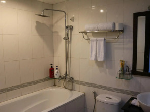 A25 Hotel - 28 Tran Quy Cap