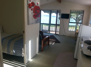 Oamaru Bay Tourist Park