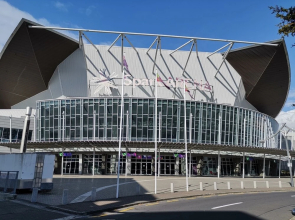 Auckland CBD Modern 2 Bedroom Apartment