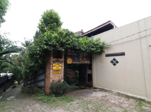 NILA HOUSE Sharia Family Home Stay