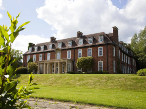 Catthorpe Manor Estate