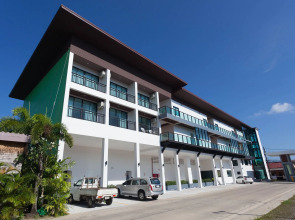 The Thames Pool Access Resort SHA+