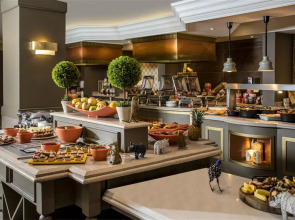 Avani Windhoek Hotel & Casino