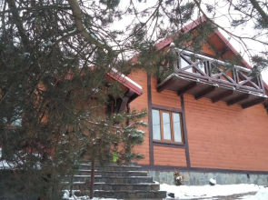 Nad Prutom Apartment