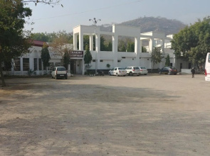 Chandni Midway Resort