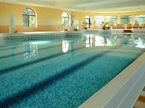 Castlecourt Hotel