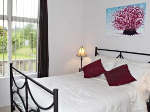Orca House Bed and Breakfast