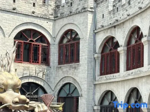Shijingfang (Lijing Store in Luoyi Ancient City)