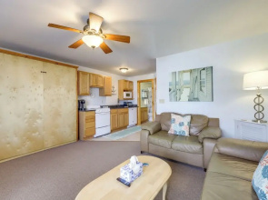 Wells Vacation Rental ~ 1 Mi to Beach Access!