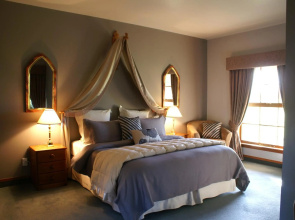 Fyffe Country Lodge