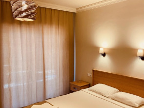 Kalia Beach Hotel Side