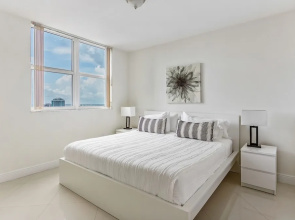 Lyx Suites at One Broadway