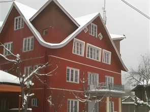 OYO 85927 Marias Hotel