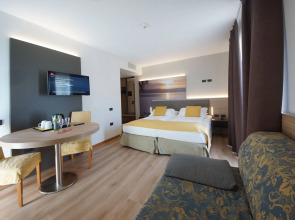 Ambassador Suite Hotel