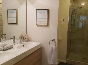 Shorewalk Vacation Villas