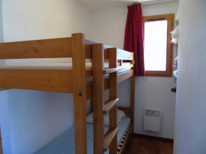 Lou Services Apartment CB70 LSI 001