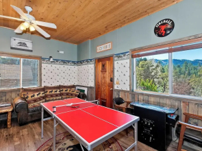Yosemite Pines Cabin - Sleeps 8