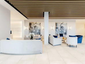 Superior Apartment Bracknell Centre