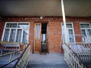 old adishi guest house