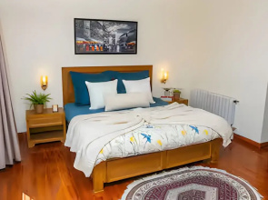 Scenic 2BR Mountain Cottage