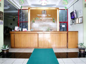 Hotel Almadinah Syariah by OYO Rooms