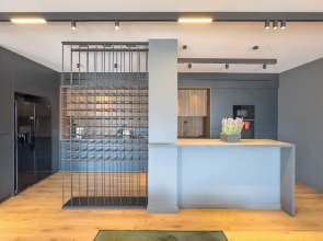 Phaedrus Living Apollo Skyview Penthouse