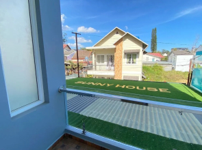 Sunny House