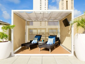 Hilton Waikiki Beach Resort & Spa