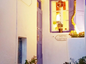 Lefteris Hotel & Apartments