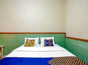 SPOT ON 90092 Dewi Safitri Hotel