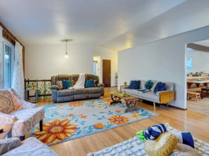 Expansive Lake Forest Park Home w/ Private Deck!