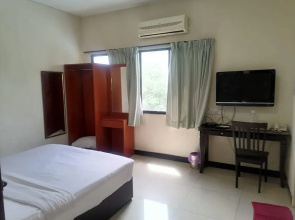 OYO 90392 Pulai City Hotel