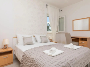 Apartments Villa Carica