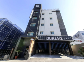 Durian Motel