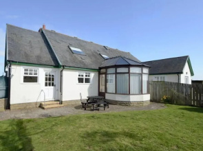 Armstrong Cottages No22