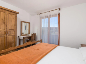 Awesome Apartment in Rab With 2 Bedrooms and Wifi