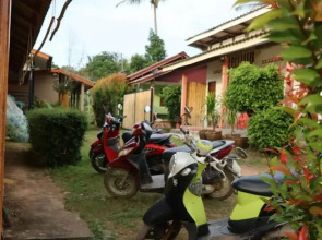 Bamboo Hut Bungalow - Adults Only