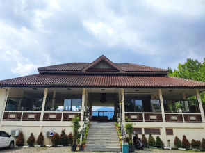 Taman Teratai Hotel