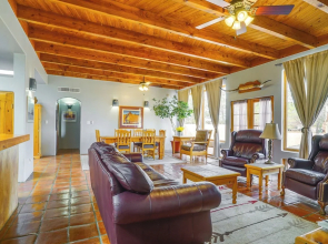 Las Cruces Vacation Rental - 3 Mi to Nmsu