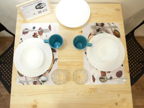 Диван и Чемодан на ул. Серафимовича, 1/4