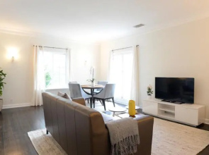 Beverly Hills Suite