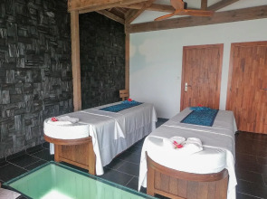 Kuredhivaru Resort & Spa Maldives