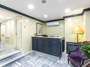 Meroddi La Porta Hotel