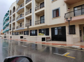 Comfortable Apartment Very Close To Ghadira Bay