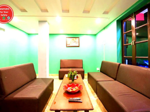 Goroomgo Sweet Sunset Resort Nainital