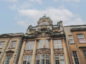 9 Old City Chambers