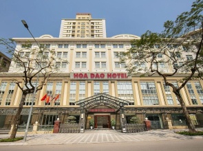 A25 Hotel - 705 Lac Long Quan
