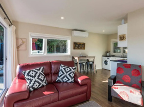 No. 3 - Kaiteriteri Holiday Home