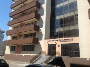 Green Lake Apartment 5